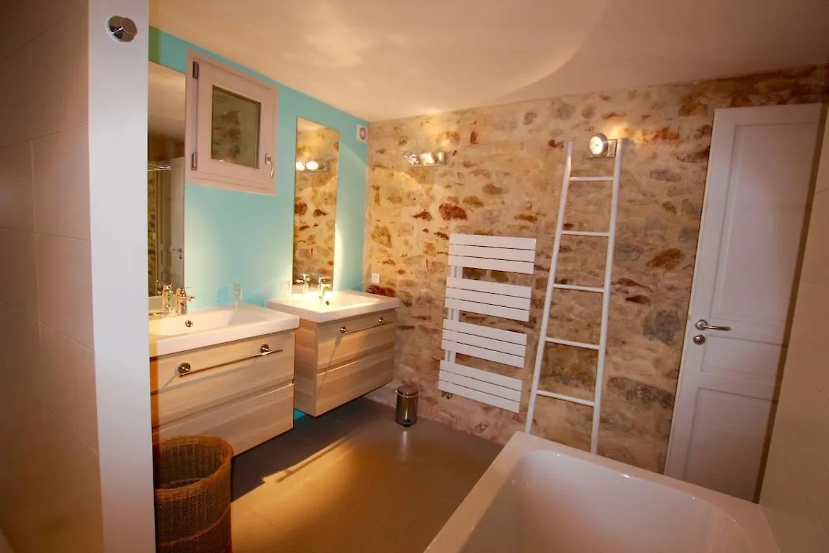 Vila Hameau Privatif De Charme 30 Pers Saint-Remy  0*, Saint-Remy (Aveyron)